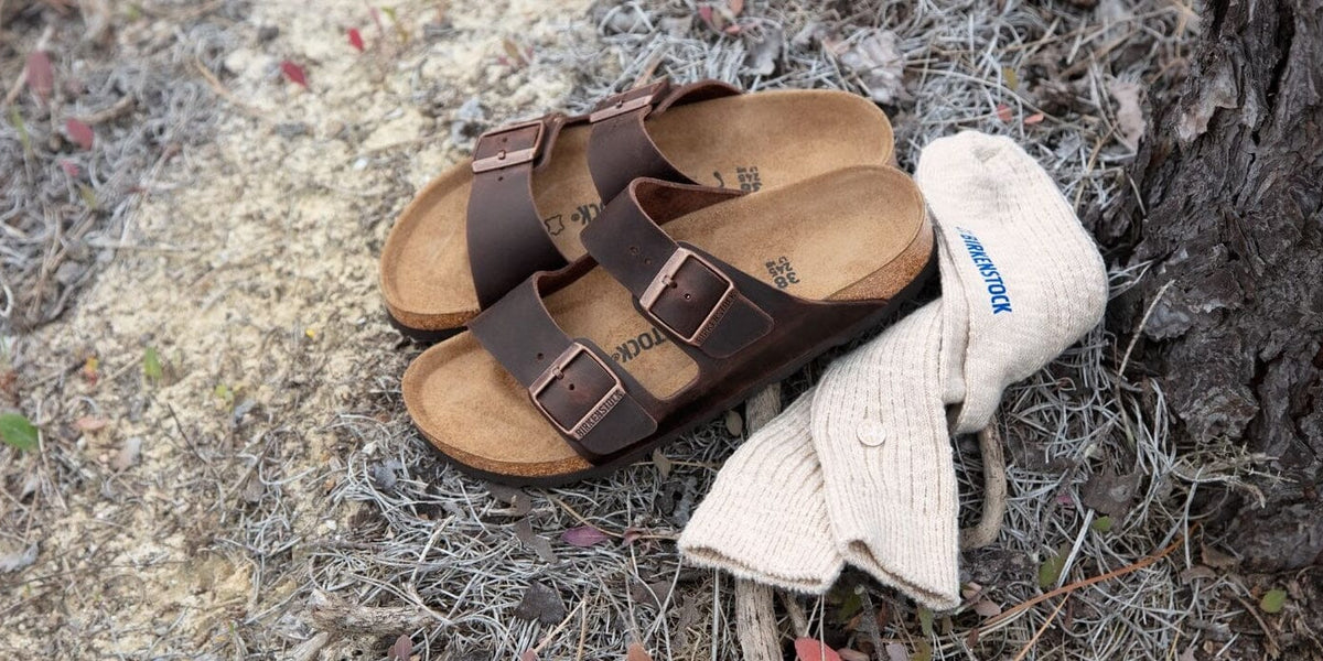tobacco brown vs habana Arizona Original Leather BIRKENSTOCK Shop in Bantry, Ireland Craft Shop Bantry The wide straps gently hold your feet allowing enough movement to flex and grip the toe bar and land upon the orthopedically designed footbed Birkenstock Arizona Oiled Leather, Habana
