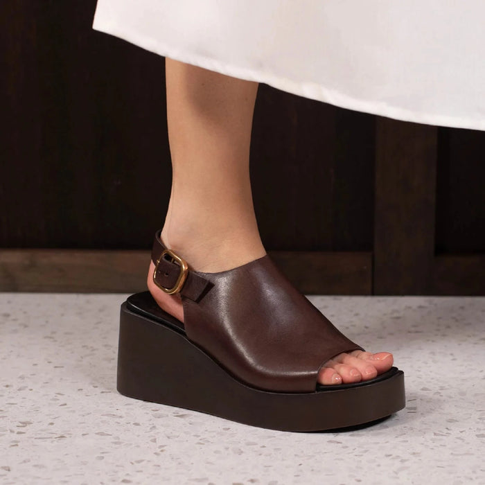 BUENOS EOS ARIANI Sandals Bueno 