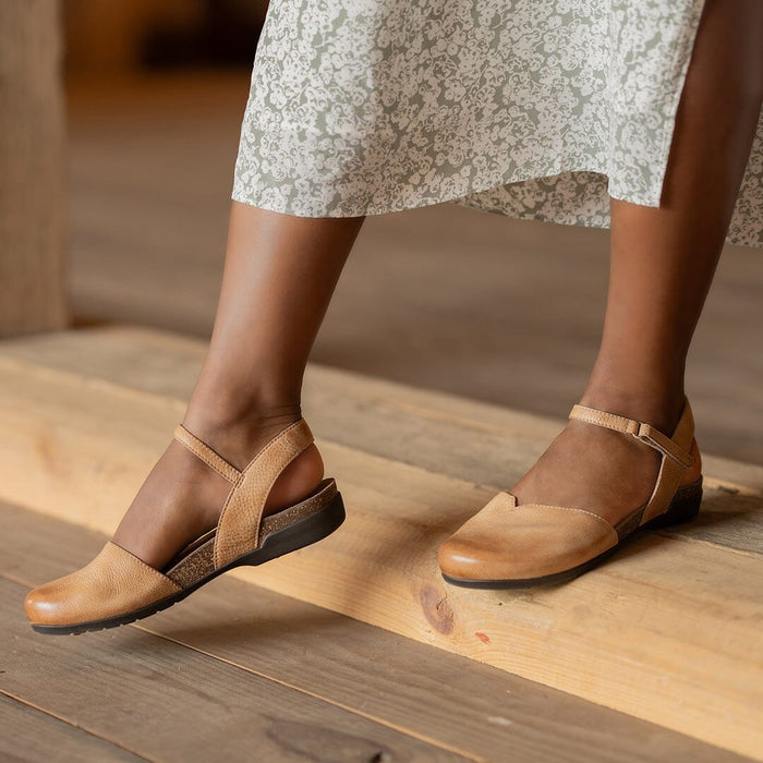 DANSKO ROWAN Sandals Dansko 