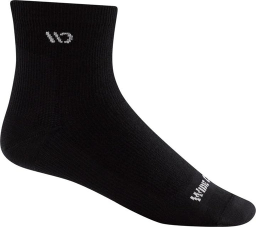 M SOLID LW QTR SOCKS Wide Open 