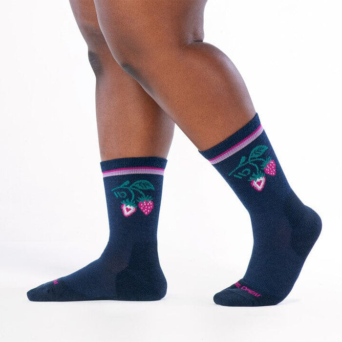 STRAWBERRY PATCH SOCKS Wide Open 